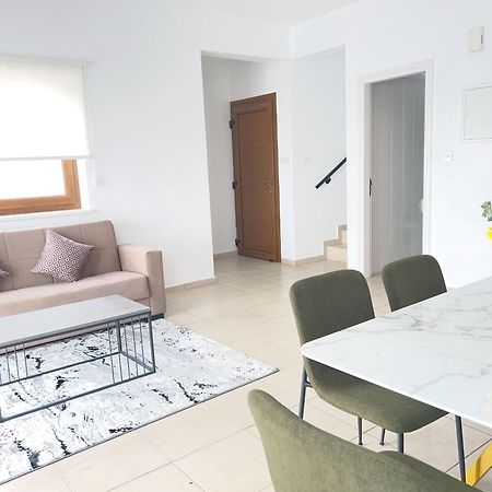 White Mountain Pool Villas Пафос Экстерьер фото